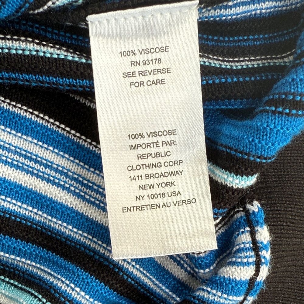 NWT! Elie Tahari Blue/Black Striped Knit Top - Picture 11 of 11